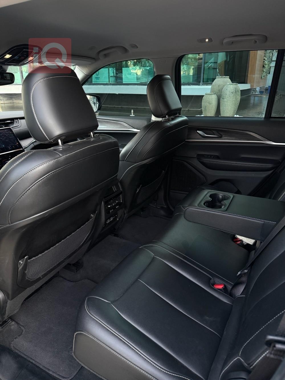 جيب جراند شيروكي